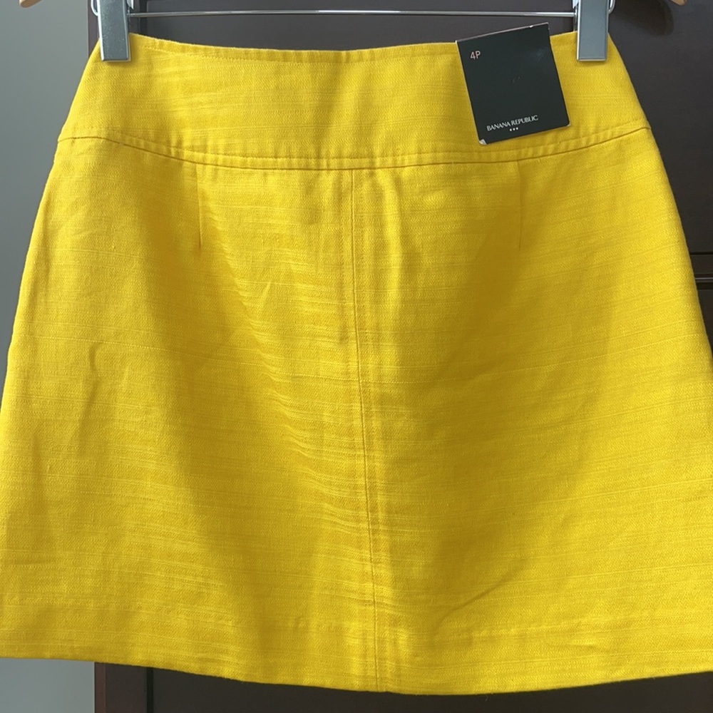 BANANA REPUBLIC A-Line Mini Skirt - Picture 5 of 7